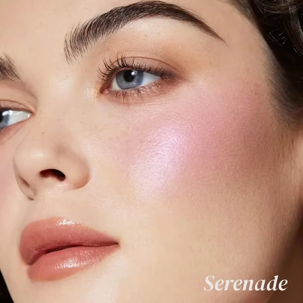 đžBloom Up Baked Highlight Blush -poskipuna - Kohentaa ihon sĂ€vyĂ€ vĂ€littömĂ€stiđ