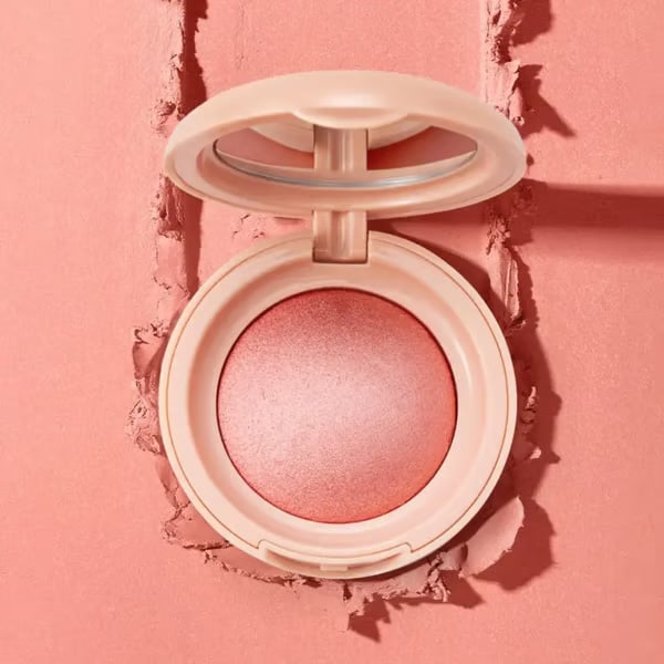 đžBloom Up Baked Highlight Blush -poskipuna - Kohentaa ihon sĂ€vyĂ€ vĂ€littömĂ€stiđ